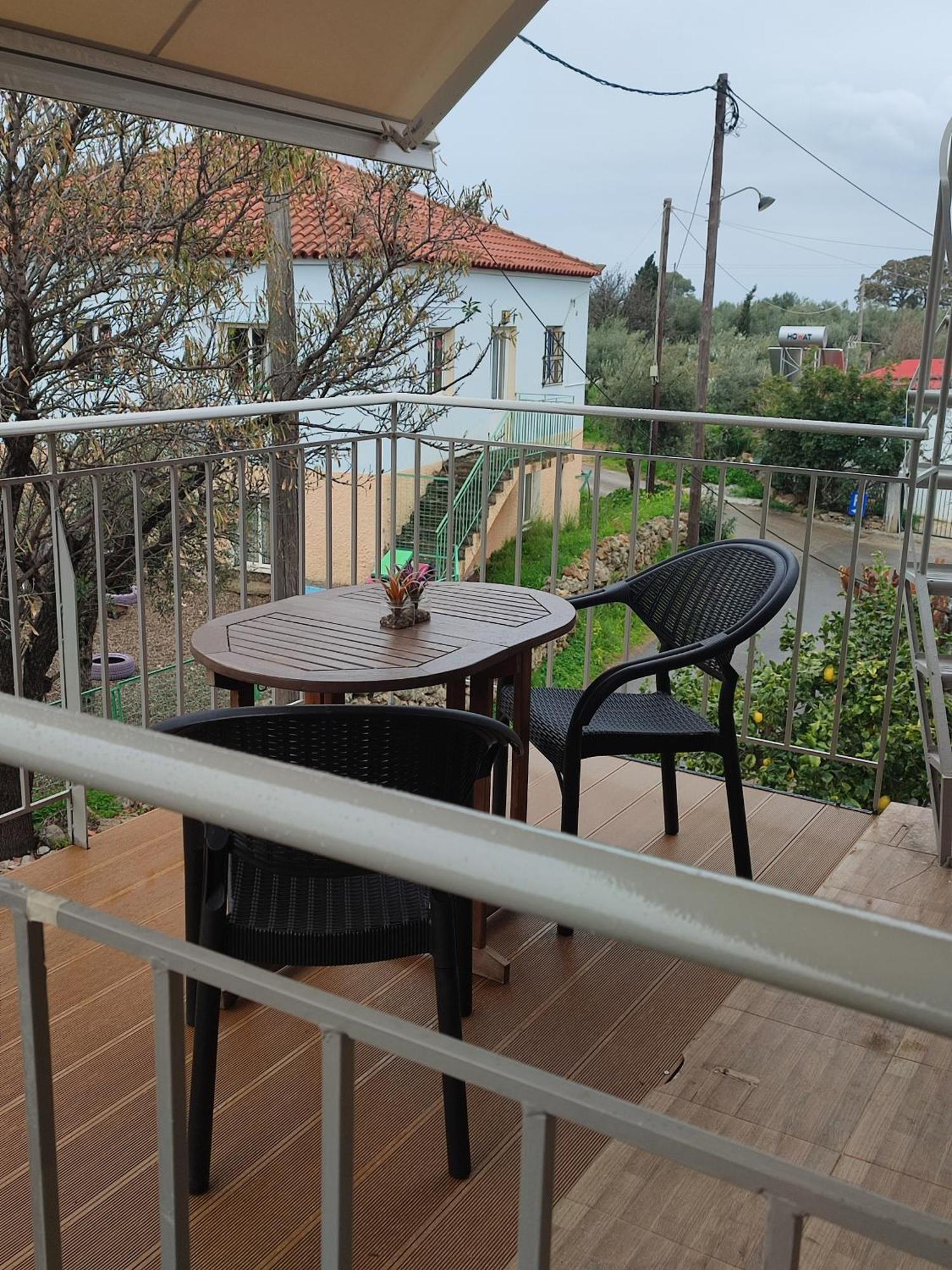 Cosy Studio In Stoupa Bagian luar foto